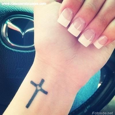 tatuaje de cruz