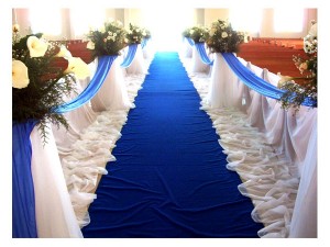 decoracion azul para boda en iglesia
